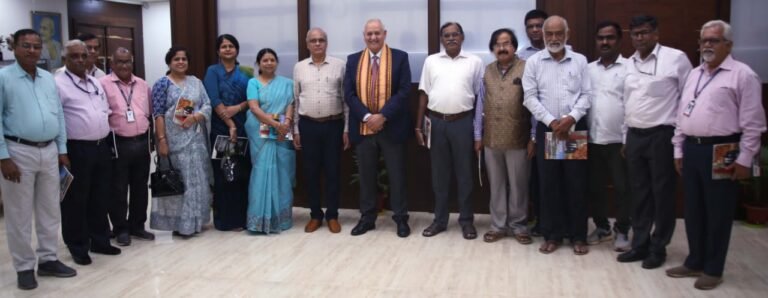 Ambassador of Morocco visits SOA