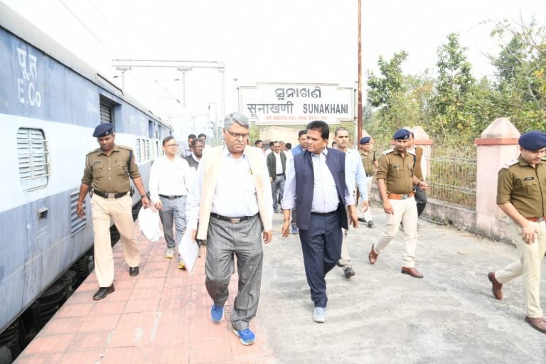 ECoR GM carries out inspection of Talcher-Sunakhani rail section