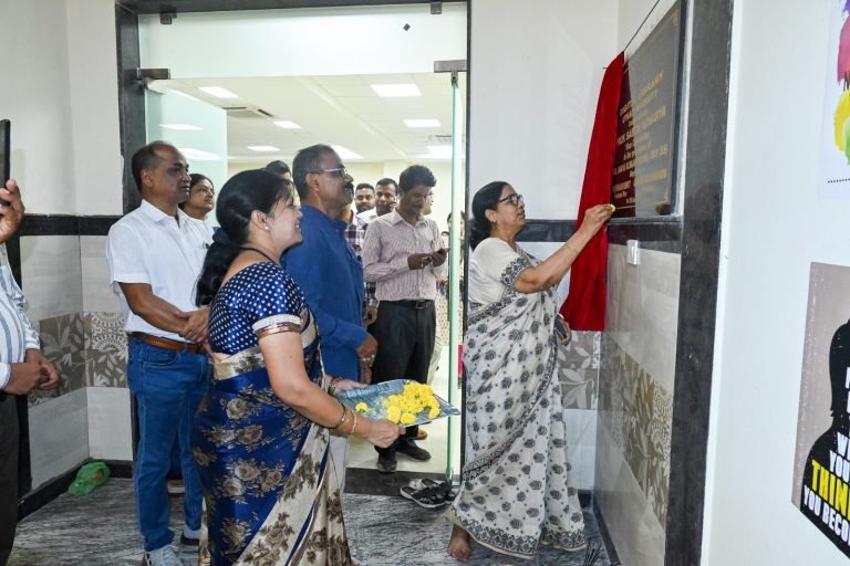 parija library