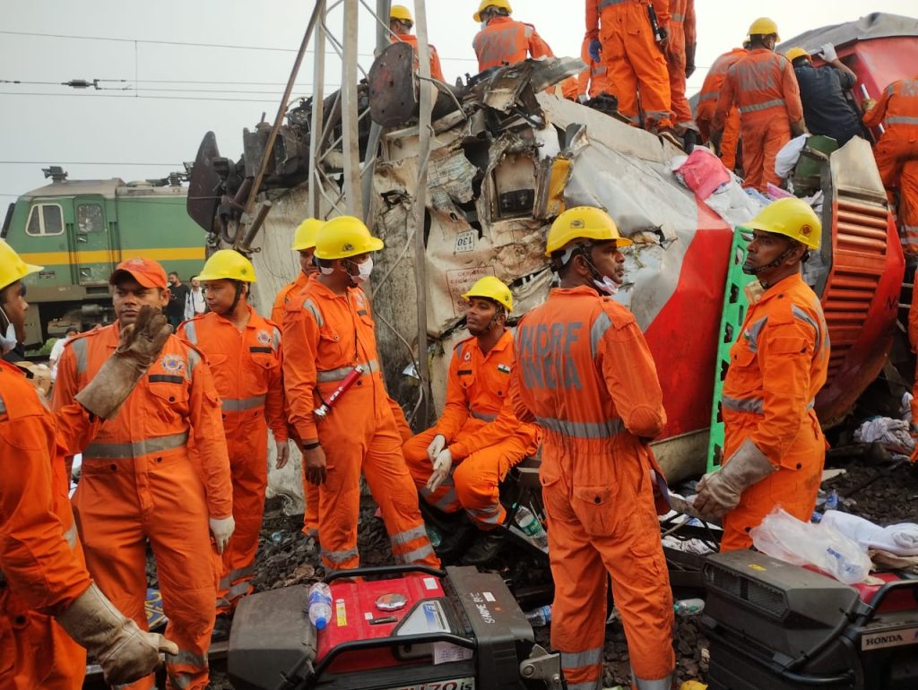 odisha train crash rescue