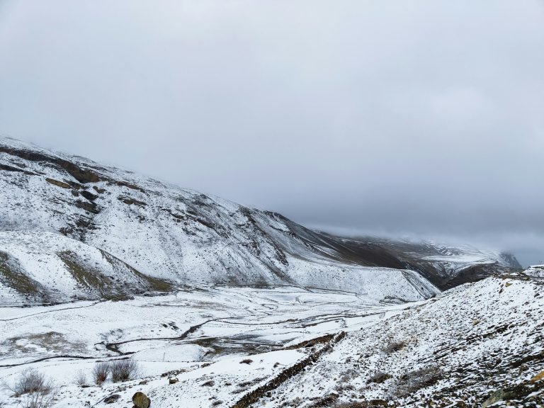 Tourists moved to safer places in snow-blocked Spiti Valley