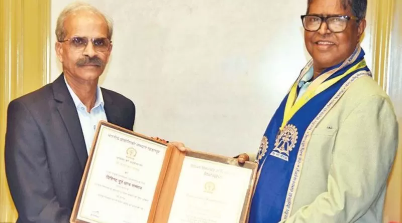 Prof. (Dr.) Manojranjan Nayak